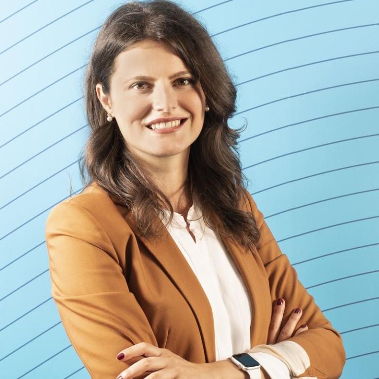 Professionelles Profilbild Shooting für LinkedIn und Business Netzwerke in der Region Zug